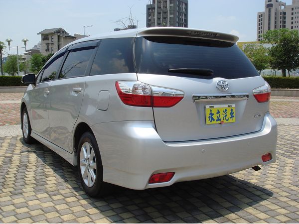 11 TOYOTA NEW WISH 照片9