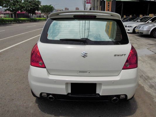 【高鐵汽車】2008 鈴木 SWIFT  照片9