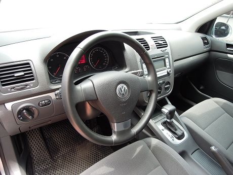 VW 福斯 Golf TDi  照片3