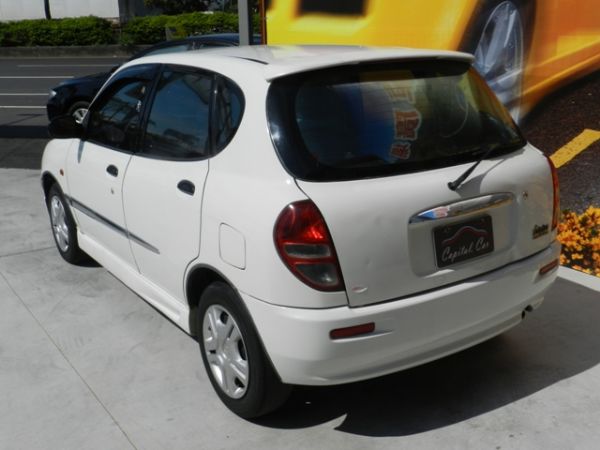 2000年大發 Sirion 西力旺 白 照片10