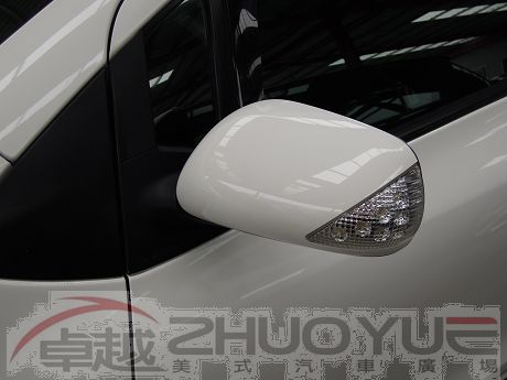 2010 豐田 Yaris 全額貸款 照片9