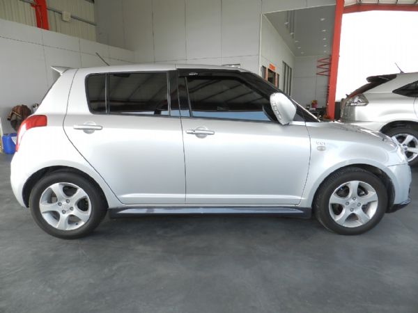  Suzuki 鈴木 Swift  照片10