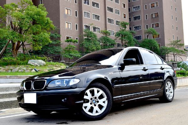 2003年 BMW 318I 2.0  照片1