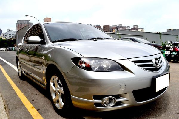 2007年 MAZDA3 2.0S 照片3