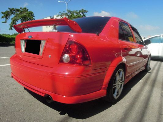 2003福特 TIERRA RS 照片7