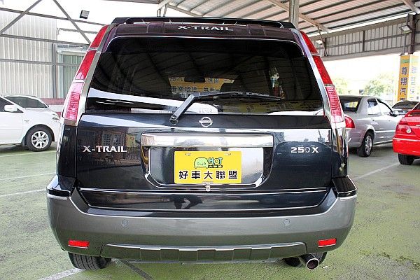 2004年 Nissan X-Trail 照片8