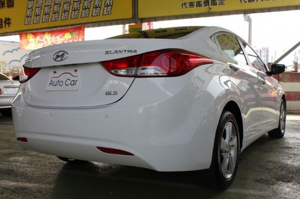 2012年現代Elantra 1.8 照片4