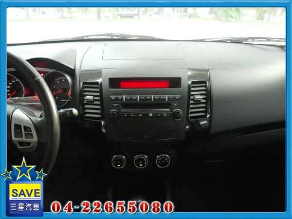 Mitsubishi Outlander 照片3