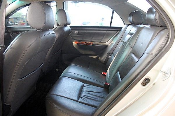  Toyota 豐田 Altis 1.8 照片4