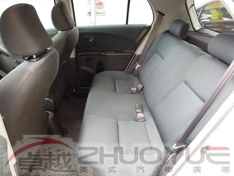 2010 豐田 Yaris 全額貸款  照片4