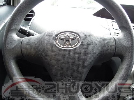 2010 豐田 Yaris 全額貸款  照片5