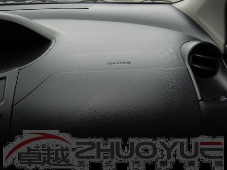 2010 豐田 Yaris 全額貸款  照片8