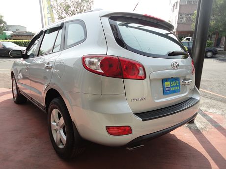 Hyundai 現代 Santa FE 照片10