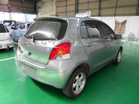 Toyota豐田 Yaris 照片10