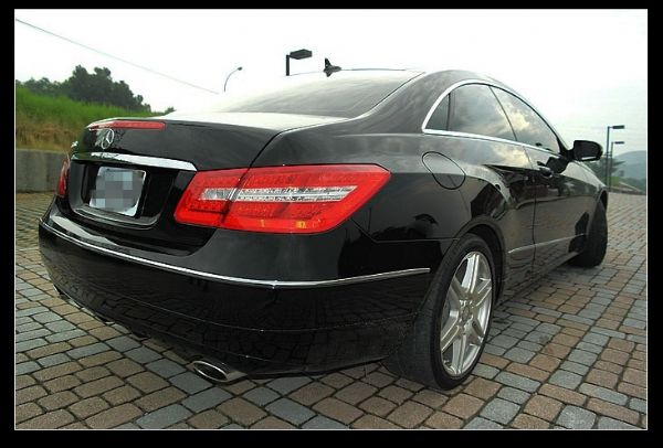 ★小瑋嚴選☆2009 Benz E350 照片2