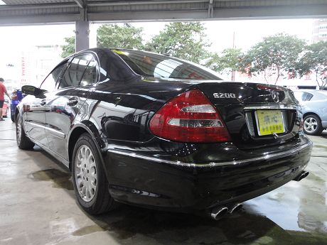 Benz 賓士 E-Class E 20 照片10