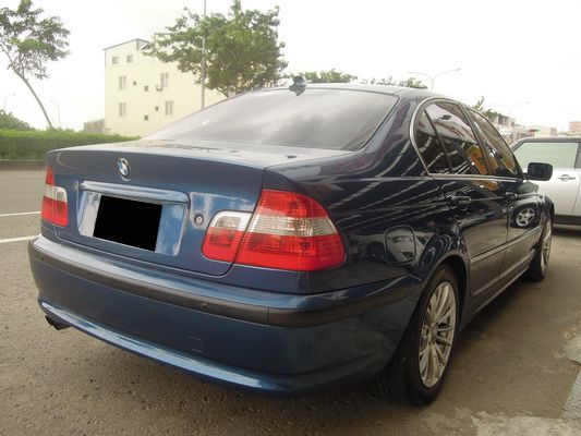 【高鐵汽車】2002 BMW 320 藍 照片8