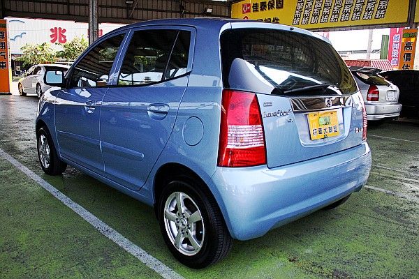 2005年 Kia Euro Star 照片9