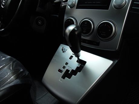 Mazda 馬自達 5 照片6