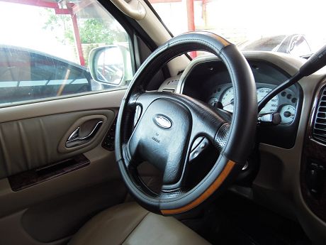 Ford 福特 Escape 照片3