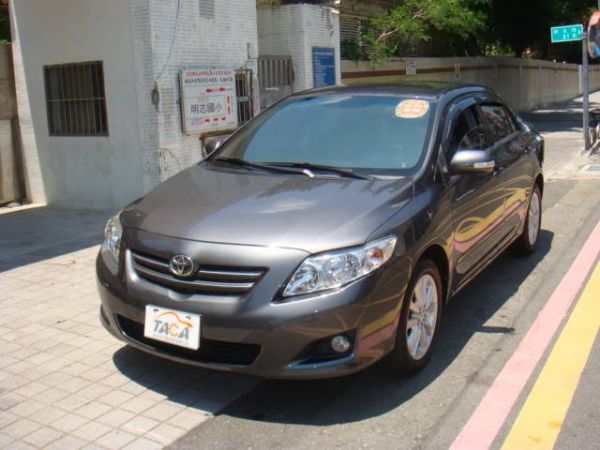 TOYOTA ALTIS 照片1