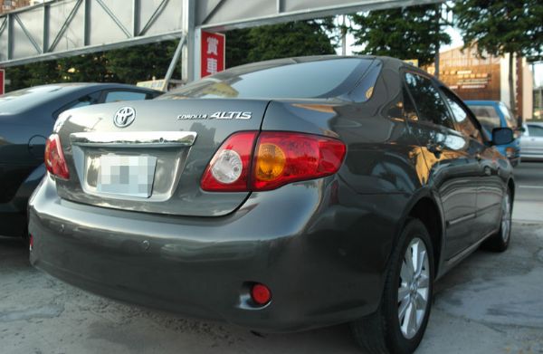 2008年Toyota altis 鐵灰 照片2