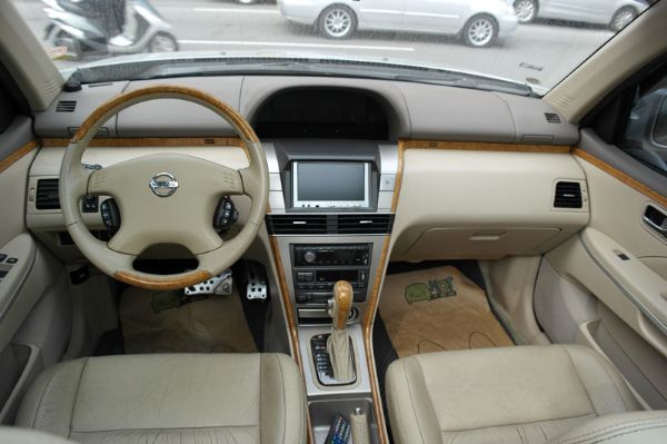 2003年Nissan X-Trail 照片6