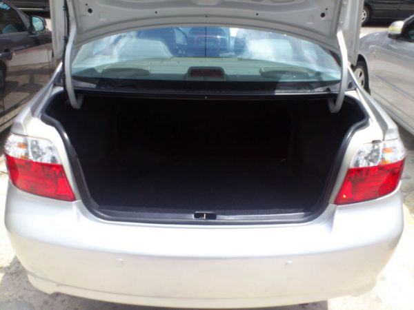 Toyota Vios 簡單舒適省油耐操 照片7