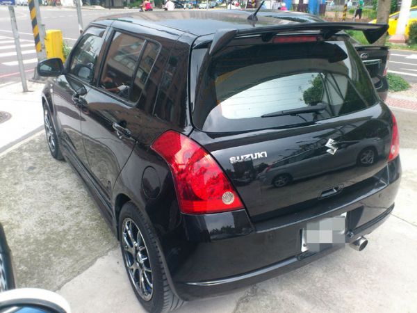 Suzuki Swift 零頭款開回家 照片4
