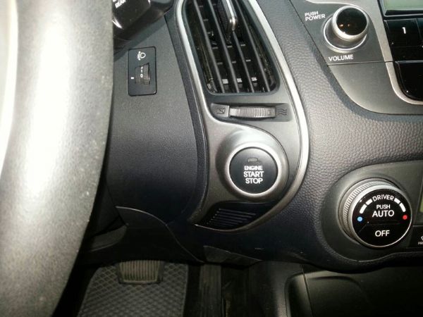 10年現代 IX35 頂級純跑1萬3 照片4