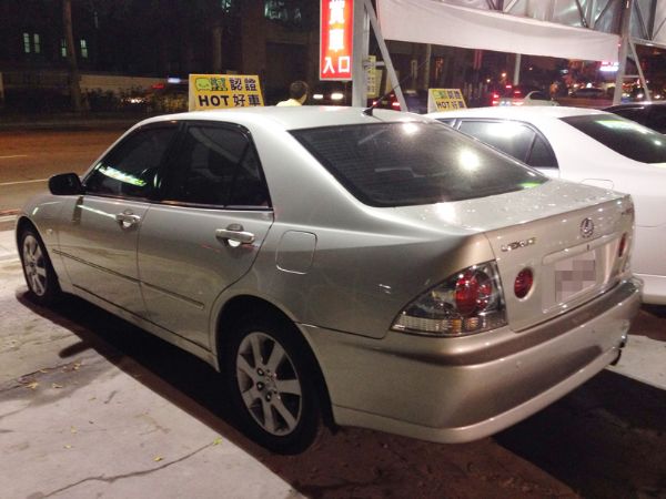 02年Lexus IS200 2000c 照片2