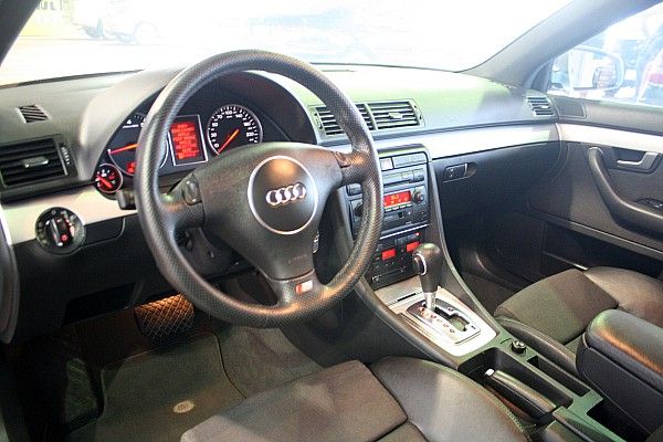 Audi A4 1.8T 銀色 照片4