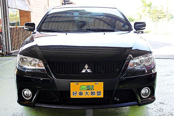 Mitsubishi Fortis io 照片2