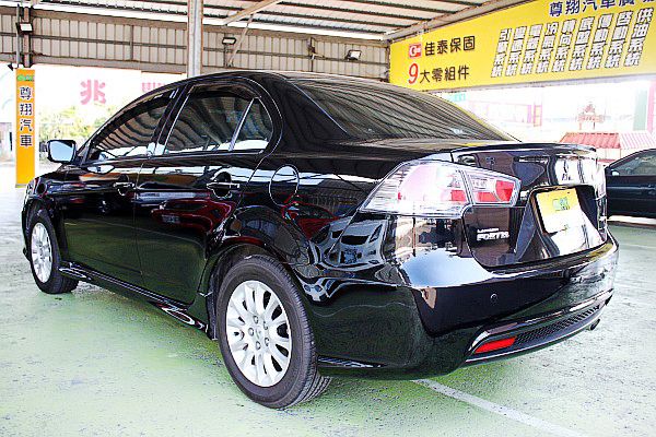 Mitsubishi Fortis io 照片9