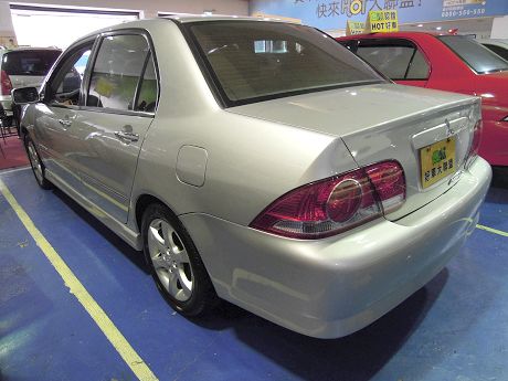 2004 三菱 Global Lance 照片10