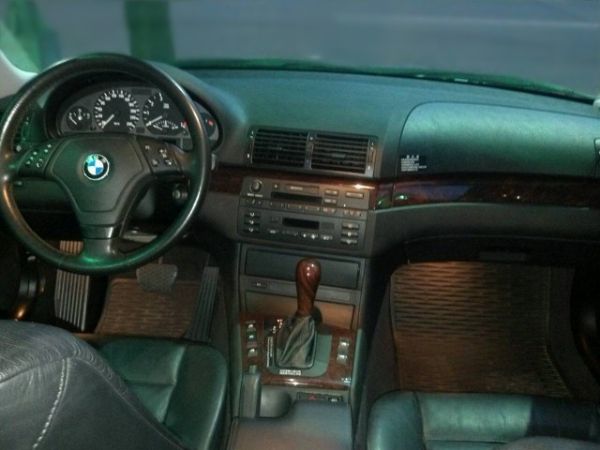 【BMW 320i 銀 1998】 照片4