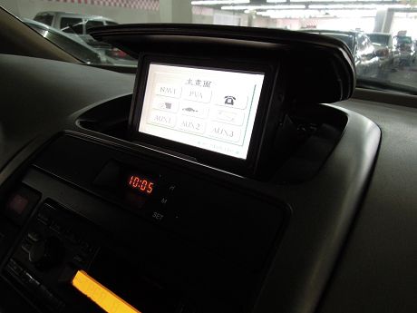 Nissan 日產 Serena QRV 照片4