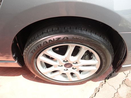 Ford 福特 i-Max  照片9
