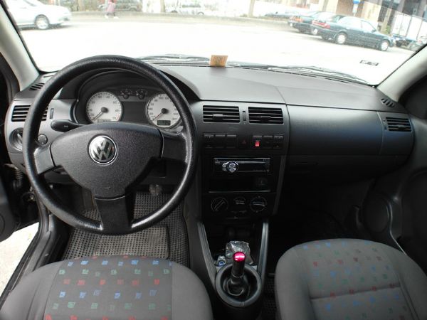 Vw Pointer小獵犬 手排 照片5