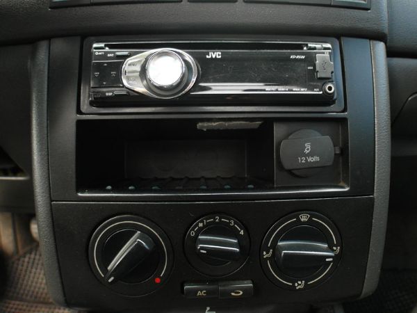 Vw Pointer小獵犬 手排 照片7