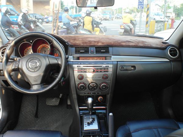 Mazda 3 2.0S 天窗 手自排 照片9
