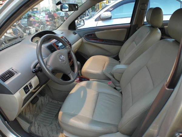 03年Toyota Vios 銀 1.5 照片5