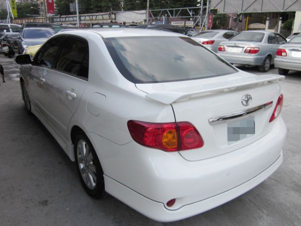 Toyota Altis Z版 1.8  照片2