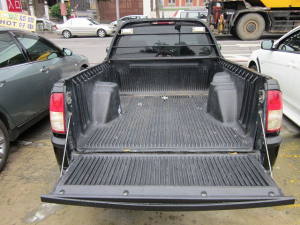 Vw Pointer小獵犬 手排1.8  照片4