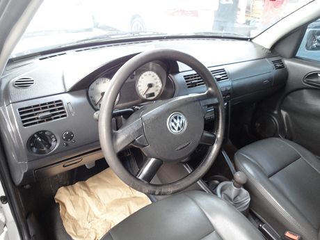 VW 福斯 Pointer 照片4