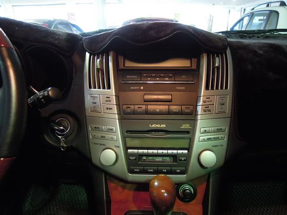 2004 Lexus 凌志 RX 330 照片4