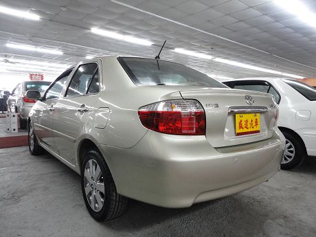 Toyota豐田 Vios  照片10