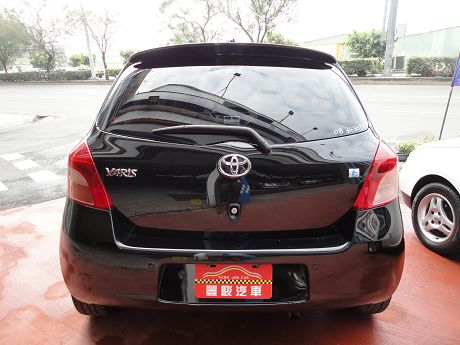 Toyota豐田 Yaris 照片10