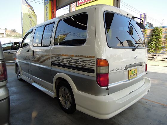 2001 豐田Hiace Solemio 照片10