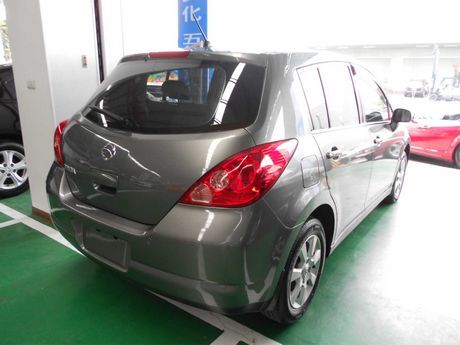 Nissan 日產 2008 Tiida 照片10